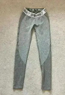 ⭐️ Gymshark seamless dark green almost brown leggings in size small