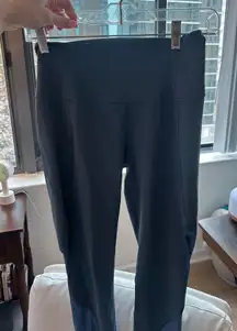 Lululemon Nulu High-Rise Mesh Panel 25" Leggings