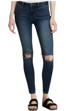 NWT Free People Destroyed Skinny Jeans Medium Wash Josie Mid Rise Size‎ 28