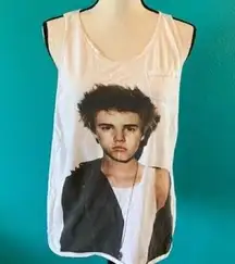 ⭐️ Lectro I’m high but grounded young Justin Bieber graphic tank top