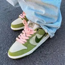 NIB NIKE Yuto Horigome x Dunk Low SB 'Matcha'