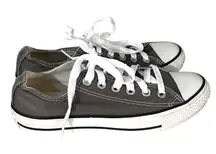 Converse Low Tops Gray White All Stars Size 7 Women’s or 5 Mens
