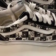 Vans Womens Classic Old Skool Blk White Casual Shoes sneakers size 7.5 Preloved