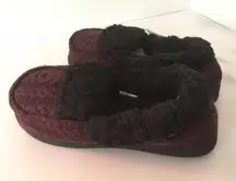 Muk Luks Slippers, Size 7/8