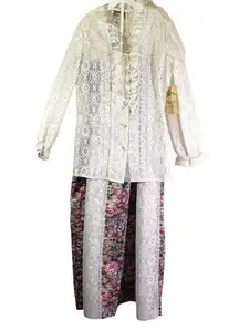 New Tumbleweeds Vintage Size 6 White Pink Floral Lace Blouse and Skirt Set