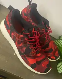 Nike Roshe One Print Men Size 12 Daring Red  