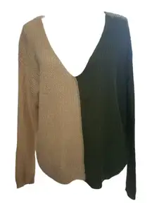 Peach Love California Womens Tan & Olive Colorblock Vneck Sweater Small