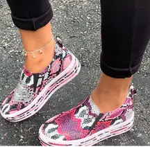 Pink Snake Print Sneakers 🐍 