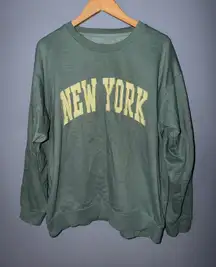 New York Popular Crewneck Sweatshirt Sage Green "New York" Graphic Pullover XL