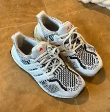 Adidas Ultraboost 5.0 DNA