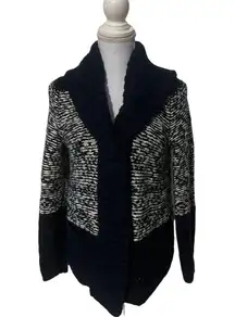 GAP Fair Isle Shaw Cardigan size large warm navy blue and white sweater