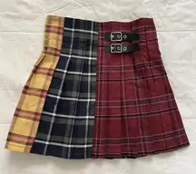 No Boundaries Unique mixed plaid kilt skirt with buckle details Size small