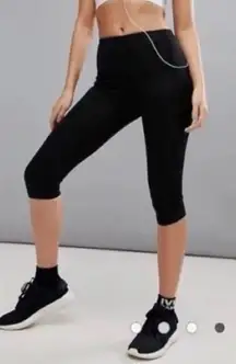 Ivy Park black cropped athletic workout leggings