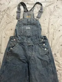 Levi’s women’s overalls 