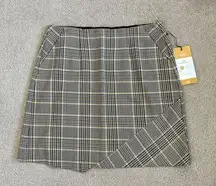 New with tags Cabi shine pastime skirt in plaid yellow and brown in size medium