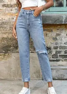 SHEIN Frenchy Ripped Frayed Hem Mom Jeans Size Medium