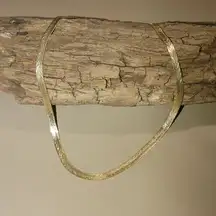 Vintage Gold Tone Diamond Cut Herringbone Necklace Lobster Clasp 16 inches