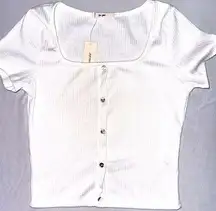 Francesca's  Size Medium White Cropped Button-Up Top (Brand New with Tag)