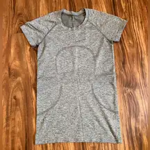 Lululemon swiftly tech short sleeve