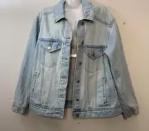 Denim Jacket - Isabel Maternity by Ingrid & Isabel SZ medium  MAMA Patch Light‎