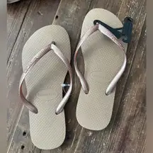 NEW! Havaianas Slim Women’s flip flops in Rose Gold