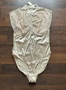 Satin and Lace Cap Sleeve Bodysuit Champagne Large