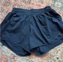 Lululemon Hotty Hot 4"