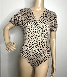 Lulus  Feel Fierce Tan Cheetah Print Puff Sleeve Bodysuit