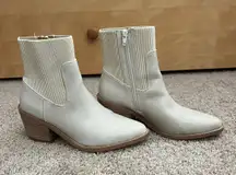 Women’s a Boots