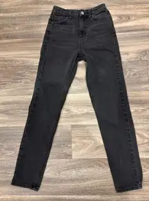 BDG Urban Outfitters Women's Mom High Waisted Black Jeans