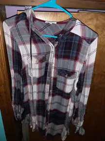 Plaid / Flannel Button Up