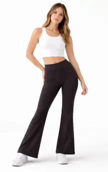 Lululemon Ribbed Flare Pants – Size 8 – High Rise Stretch Lounge Yoga Pants Charcoal. Never worn. NWOT