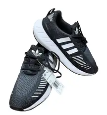 🌟 NEW Adidas Women’s Swift Run 22 Sneakers – Black | Size 7.5 🌟