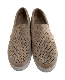 Vionic Womens Perforated Slip-On Shoes Beige Size 11 Casual Comfort classic