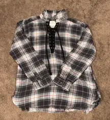American Eagle Plaid Flannel Shirt Size Small‎