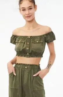 Aeropostale Buttoned Off-The-Shoulder‎ Crop Top Military Style Olive Green XS