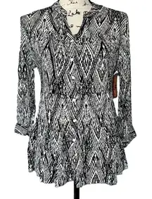 Bit‎ & Bridle black
& white flare bottom blouse small NWT