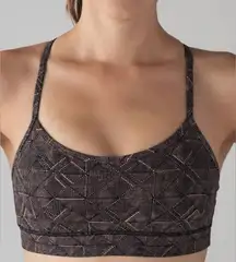 LULULEMON Formation Quicksand & Black Flow Y Bra Size 6