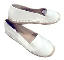 CHARLES by CHARLES DAVID OMEGA CREAMY WHITE FLAT ESPADRILLE SHOES 7