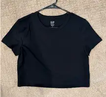 Gap Basic Cropped Tee