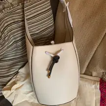 Last one 🔥Authentic TORY BURCH CALF leather drawstrings bucket bag