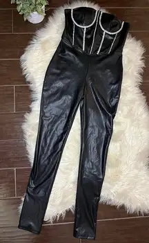 Hot & Delicious black faux leather bustier jumpsuit sz Large