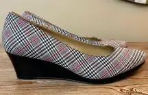 TALBOTS LACEY PLATFORM WEDGE - HEEL RED, BLACK & WHITE PLAID