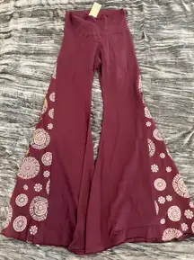 Red purple Printed Flated Leggings  Size S/M By Kathmandu