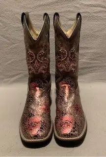 Women’s Western Squared Toe Boots Size 5.0-D Pink & Sparkly With Pink Embroidery