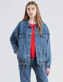 Levi’s ‼️ Dad Sport Trucker Jacket‼️