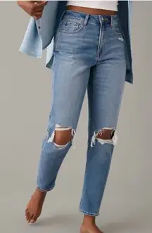 American Eagle Mom Jean Comfort Stretch Waistband Ripped Knees Denim High Rise 4