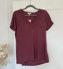 Ladies' V-Neck Lace Linen Blend Short Sleeve Top Size Medium NWT