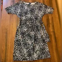 Ann Taylor  wrap dress. Small petite black white. Faux wrap short sleeve side tie