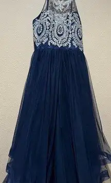 Bee Darlin Navy blue and silver accents prom dress / ball gown size 5/6